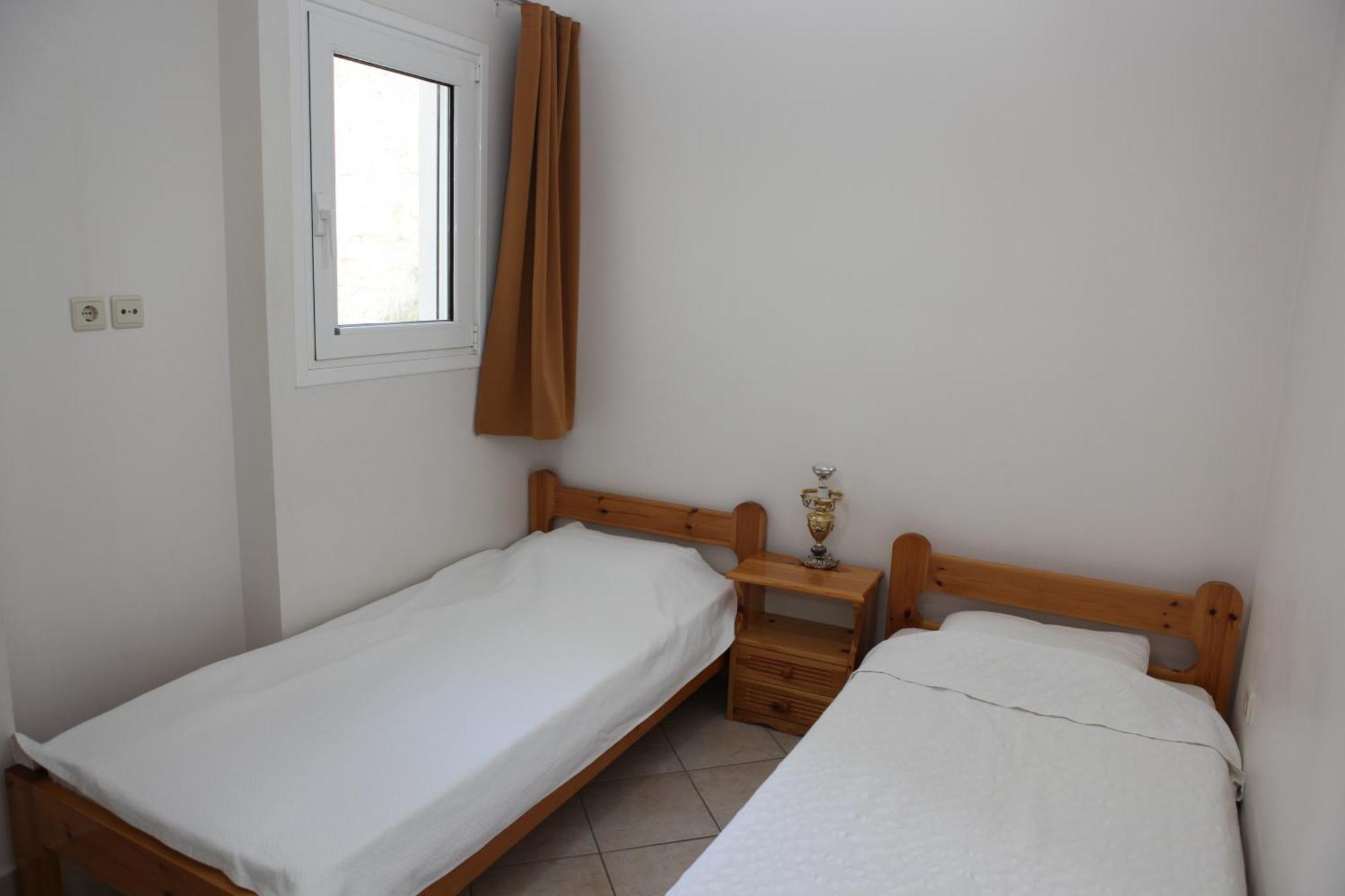 Aliki Studios Paralia Agias Foteinis Rom bilde