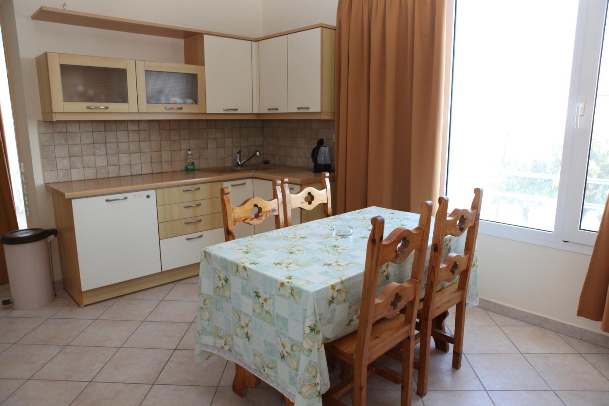 Aliki Studios Paralia Agias Foteinis Rom bilde